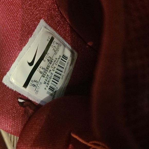 Runners - Picture 4 of 8